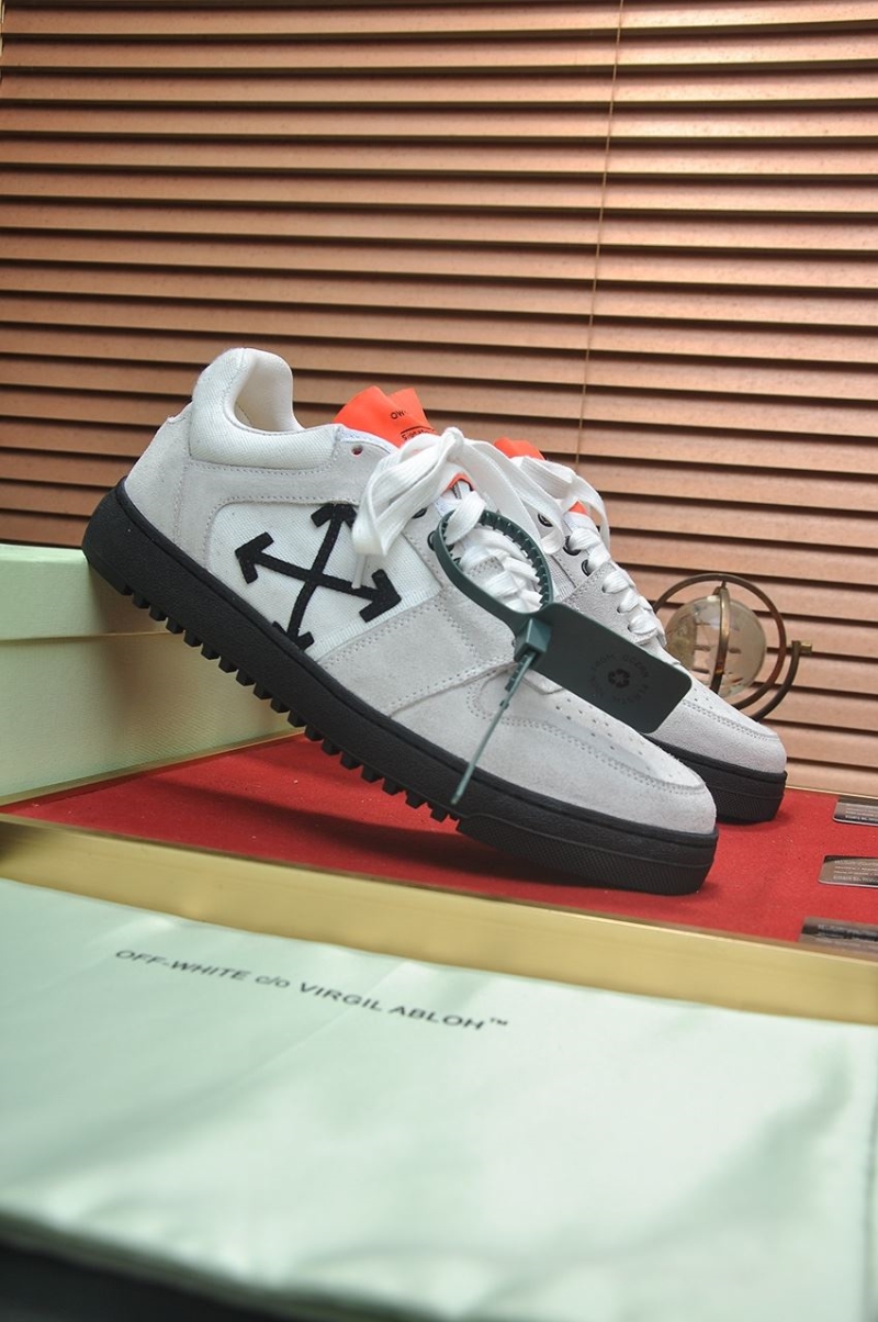 Off-White Sneakers